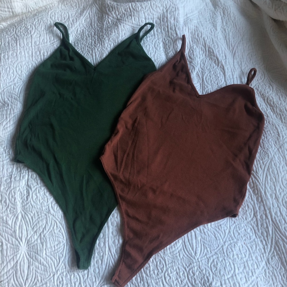 2 BP. Bodysuits in Green and Orange